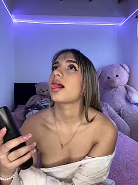 Chat XXX en directo de Lunny_Rosse