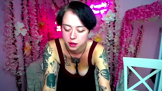 Živý XXX chat Adelin_R