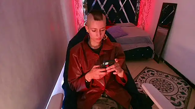 Fieramadame's Live XXX Chat