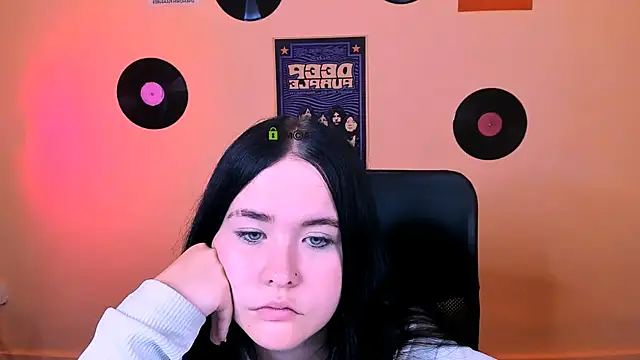 Chatroom XXX en direct de mila_snow1