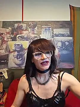 TheBlackWtch: διαδικτυακό σόου στην κάμερα