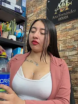 _Sarah-Office1 – Live XXX-chat