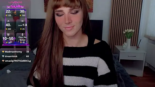 HelenSpellmanのライブXXXチャット