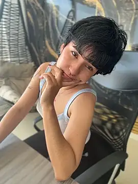 emma_cute7 Chat XXX live