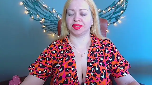 OliviaVerr 라이브 XXX 채팅