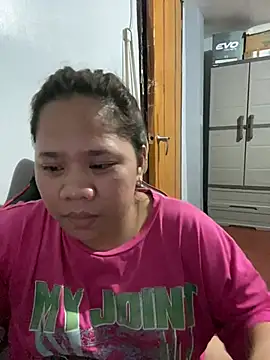 -CLARAMommy-'s Live XXX Chat