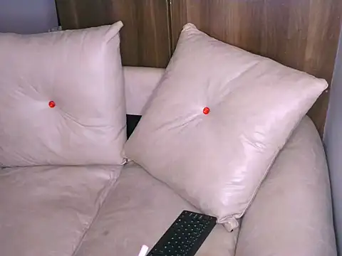 Bustycece's Live XXX Chat