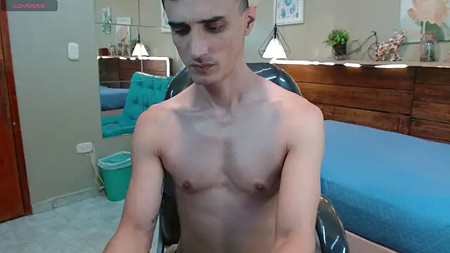 Онлайн чат XXX FelipeFriendly