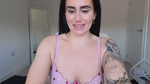 LibbyLoveHeartx's Live XXX Chat