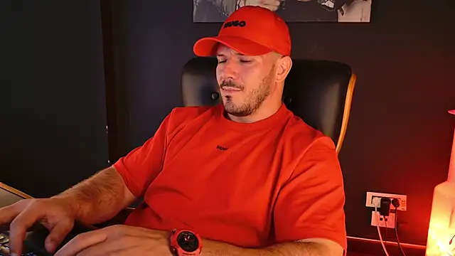 XXX chat uživo modela AngeloEric