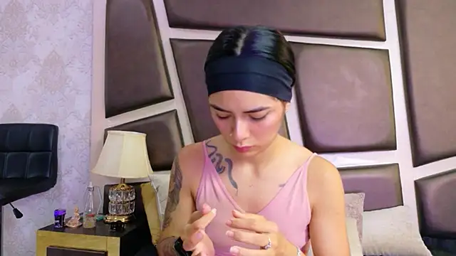 NicoleEsposito's Live XXX Chat