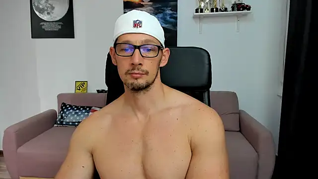 BrutusK08 라이브 XXX 채팅