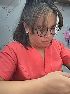 Melany-1 – Naživo XXX chat