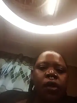 freakycoco81's Live XXX Chat