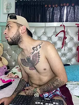 OTHO_777n Live XXX chat