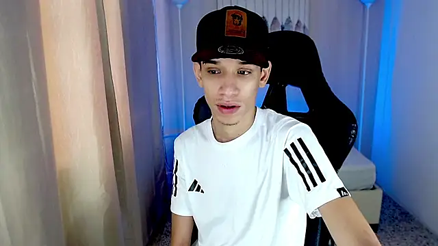 YorYo_hot Webcamshow