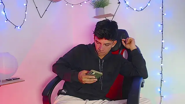 Vincent_Kane Chat XXX live