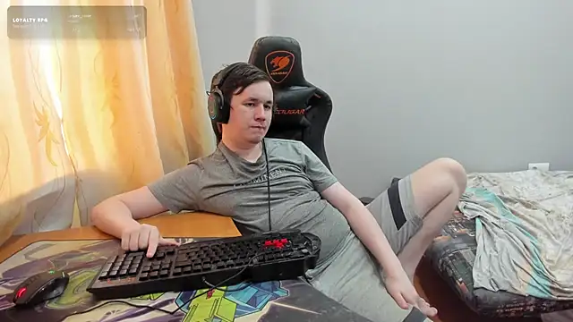 iliaskrislove লাইভ XXX চ্যাট