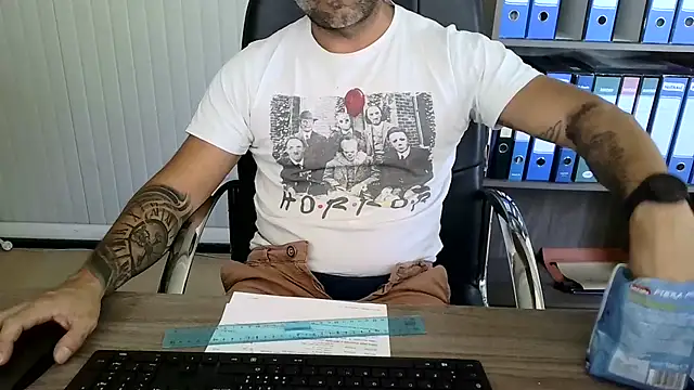 Evasionee 라이브 XXX 채팅