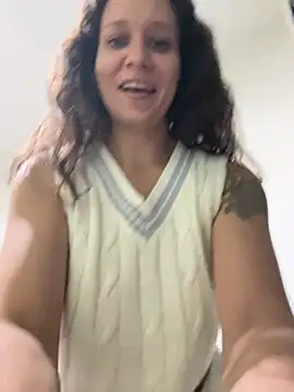 hotcookie28 élő XXX-chatje