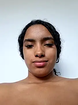 Cataleya_ja Adlı Modelin Canlı XXX Sohbeti
