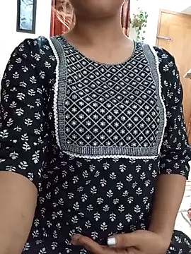 Tanha18's Live XXX Chat