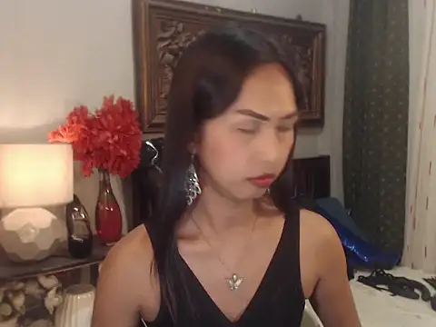Nathalieheartt Show in webcam