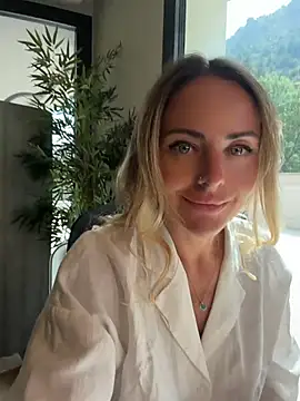 Chat XXX ao vivo de EmaSalis