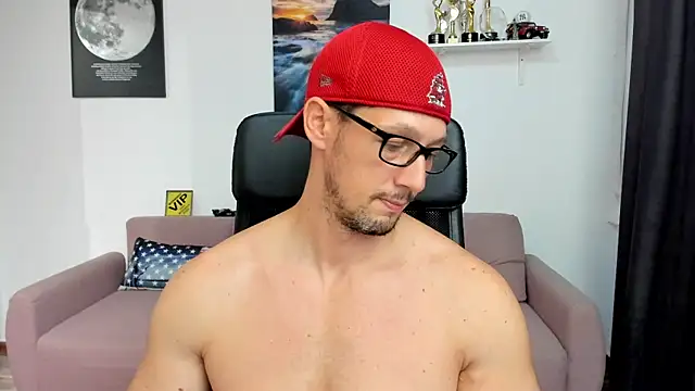 Chat +18 de BrutusK08 ao vivo