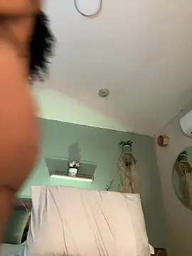 YariRose live XXX chat