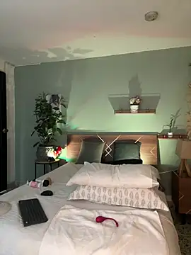 دردشة YariRose الجنسية المباشرة