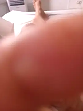 צ'אט XXX בשידור חי של arouane