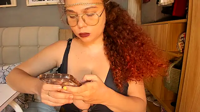 XXX chat uživo modela Bloom_Noor