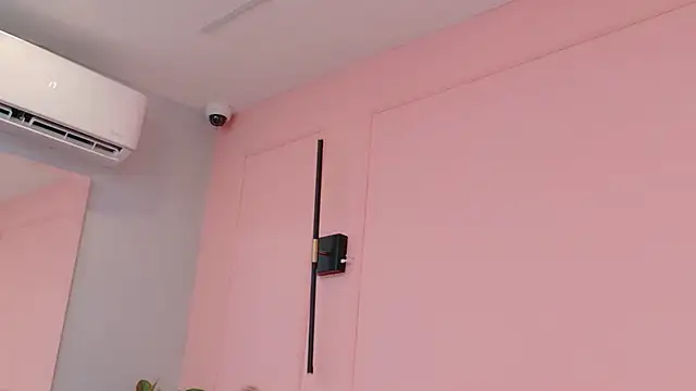 DanielleDNicola 现场XXX聊天