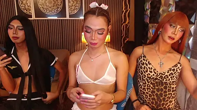 צ'אט XXX בשידור חי של AudreyMilesTrans