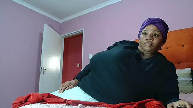 tinagiant – Naživo XXX chat