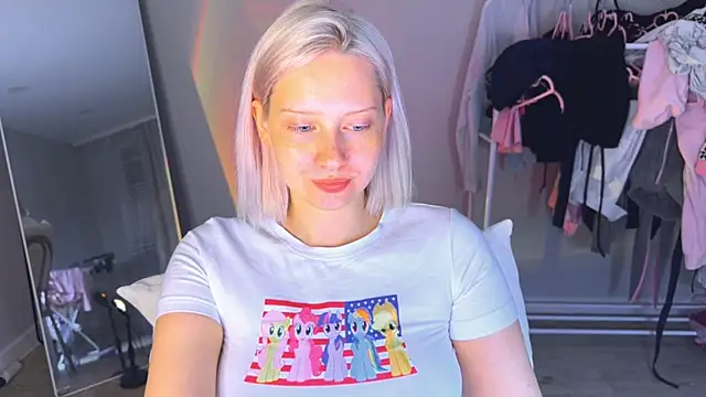 Chatroom XXX en direct de angellliss