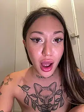 Chat XXX en directo de SaintSquirt
