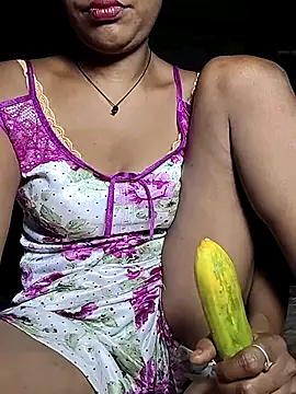 Sweet-runi's Live XXX Chat