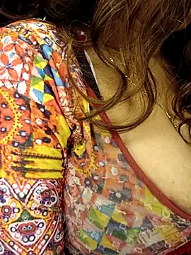 Aarna111's Live XXX Chat