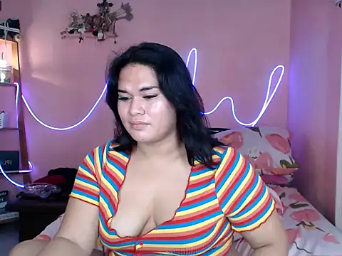 Chatroom XXX en direct de imTHICK_Rebbecca