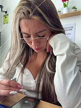 แชท XXX สดของ LIZ-06_