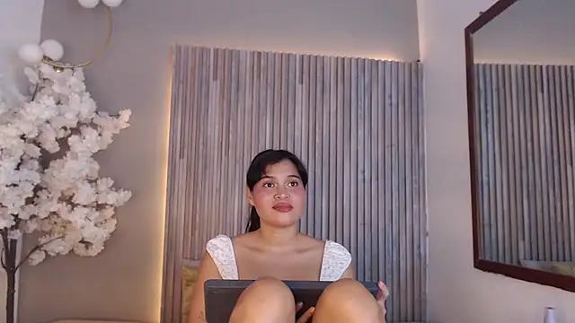 Kitty_Desire2's Live XXX Chat
