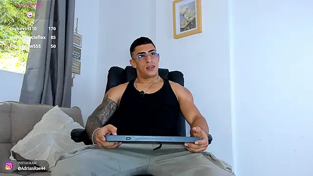 Mr_adrian Pertunjukan Webcam