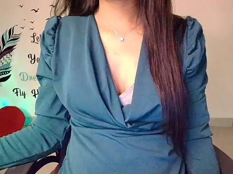 CUTE_princess_143 লাইভ XXX চ্যাট