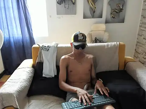 cristian_dosantos Chat XXX in diretta