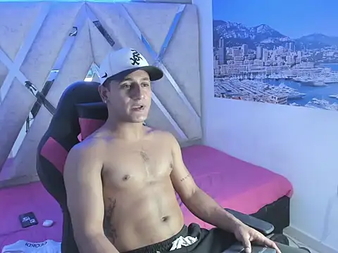 צ'אט XXX בשידור חי של iron_king7