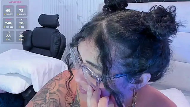 Reginavegaa Chat XXX live