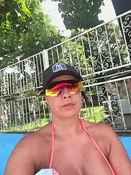_kathaLopez_'s Live XXX Chat