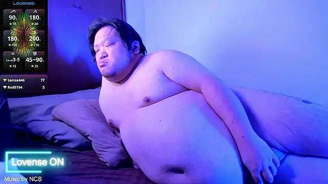 ChubbyBEAR039のライブXXXチャット